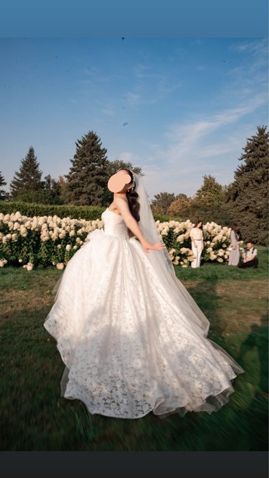 Свадебное платье