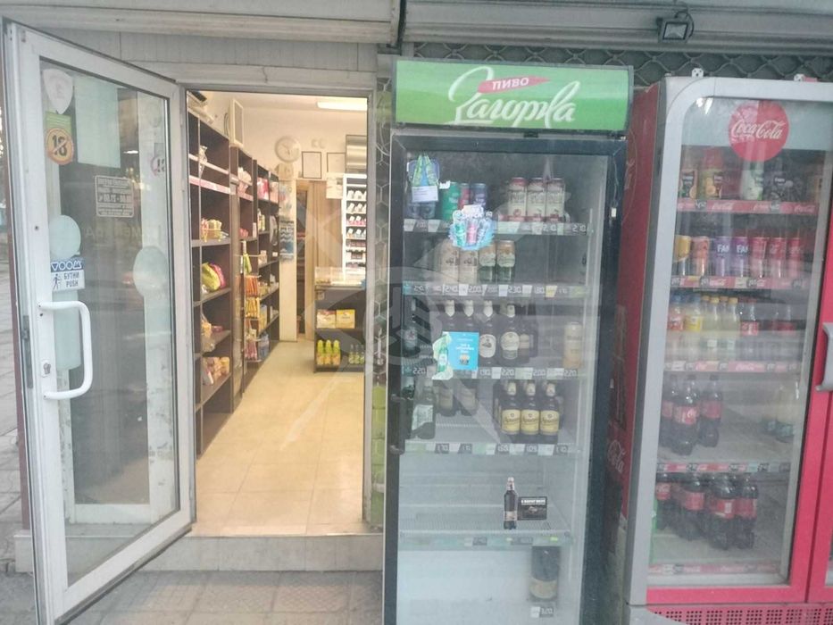 Продава се Магазин в Пловдив, Кючук Париж - 25 кв.м за 300 €/кв.м - Снимка #1