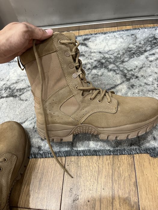 Срочно продаю Новые Берцы