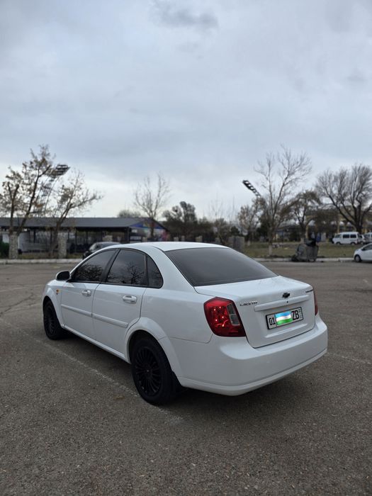 Lasetti avtamat srochna