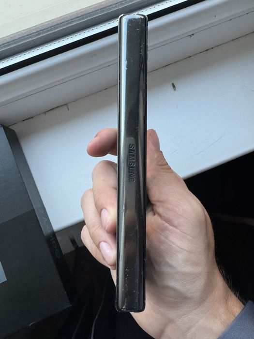 Samsung z fold 3