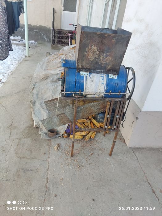 Маккажухори ситадиган апарат 220 вт да ишлиди