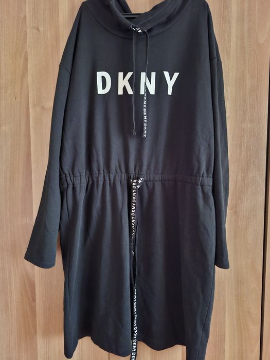 Rochie DKNY(transport posta inclus)