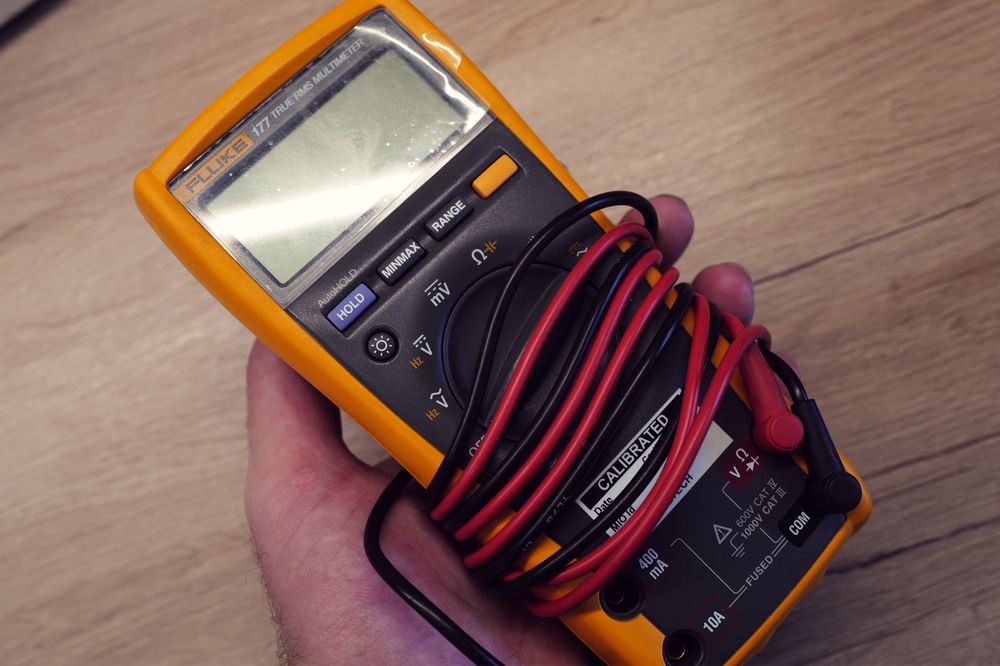 Multimetru Fluke 177 True RMS profesional USA folie pe display originala Electronist Electrician digital