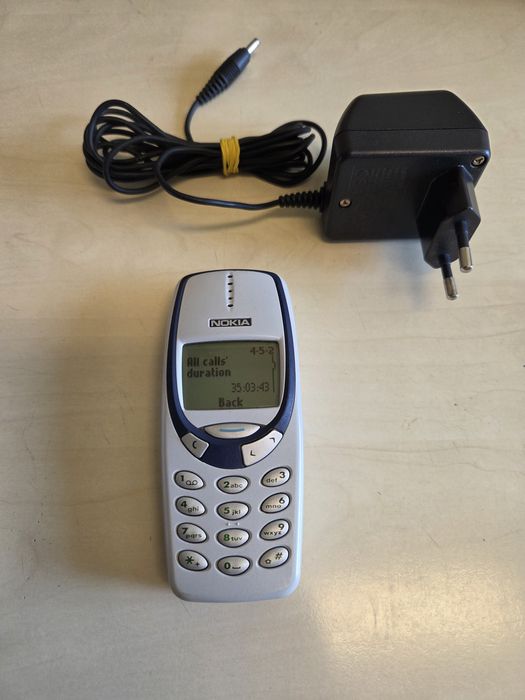 Nokia 3330 putine ore 35 total vb.