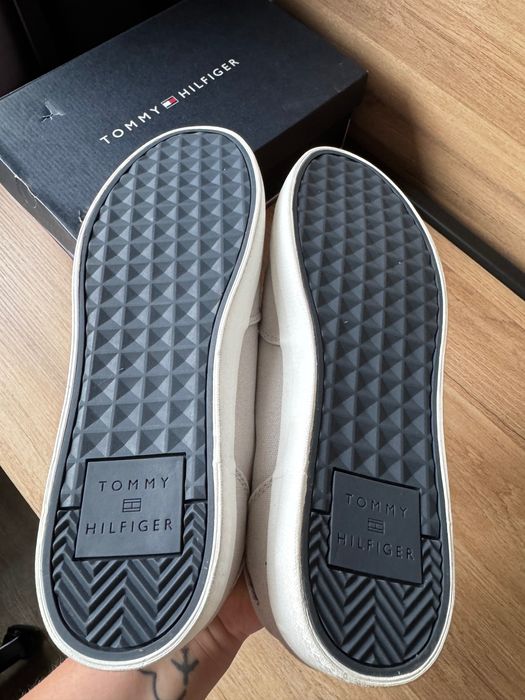 Pantofi/Tenesi/Sneakers Tommy Hilfiger originali noi