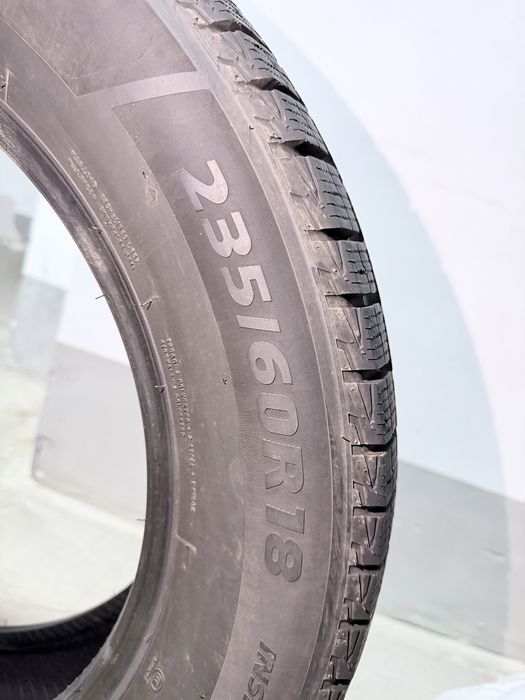 Зимние шины 235/60/R18