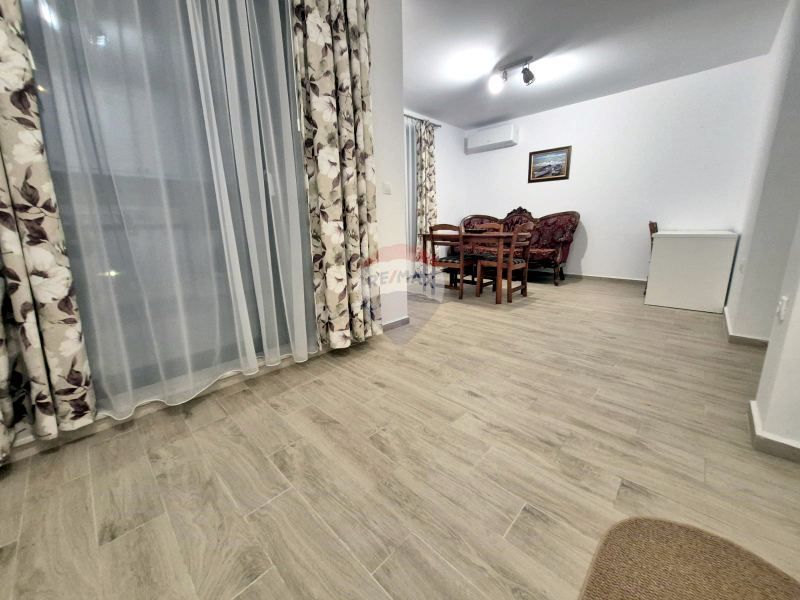 Дава се под наем Двустаен апартамент в Варна, Спортна зала - 58 кв.м за 500 € - Снимка #5