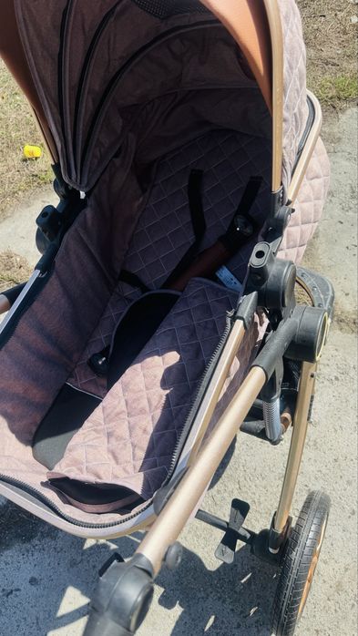 Сәбилерге арналған коляска