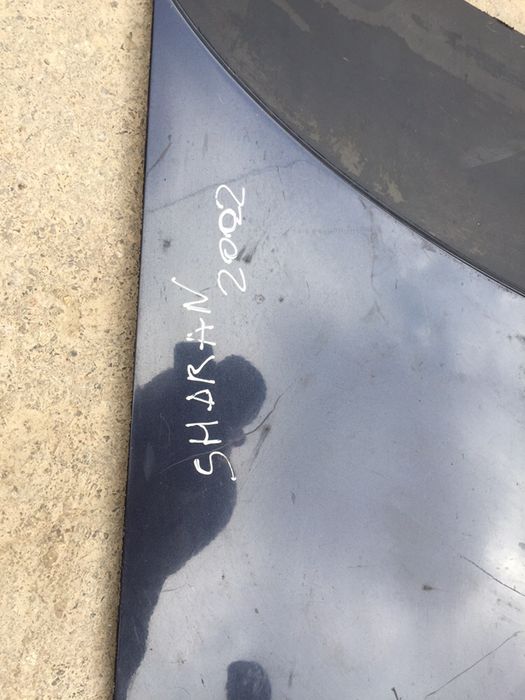 Капот на шаран фольксваген