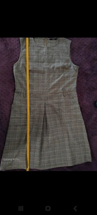 Rochie-sarafan ,stare foarte bună, marca Colin's.