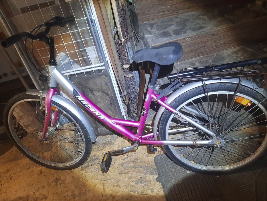 Bicicleta de vânzare