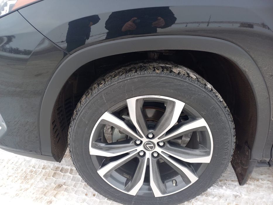 Обмен колес на Лексус