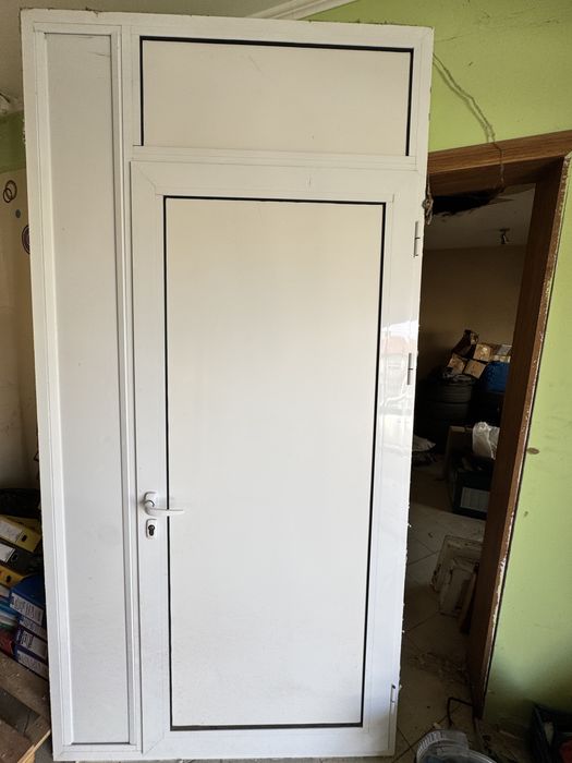 Алуминиеви врати и пвц прозорци