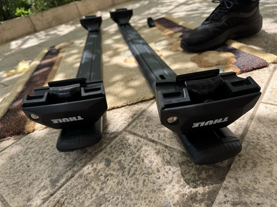 Продавам греди Thule Wing Evo