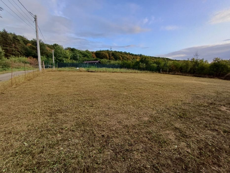 Teren de vanzare Mioveni