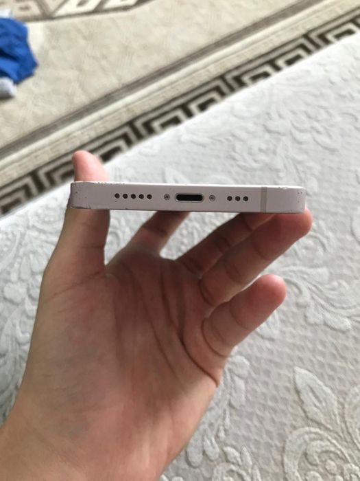 iPhone 13 100акб, торг