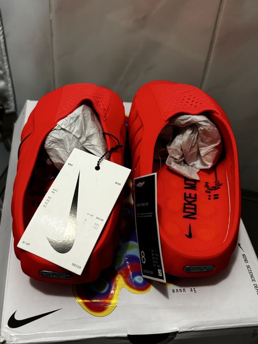 Nike mind 001 Bright Red