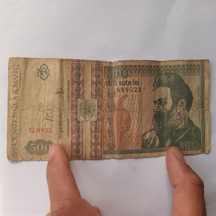 Bacnote românești mai multe detalii în privat