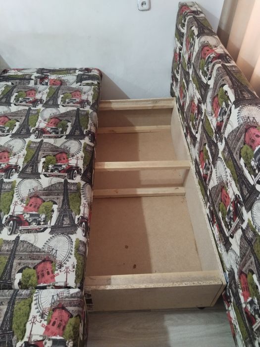 Продаю диван тахта