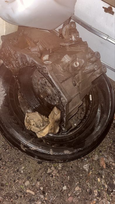 Запчас вектра с 2003