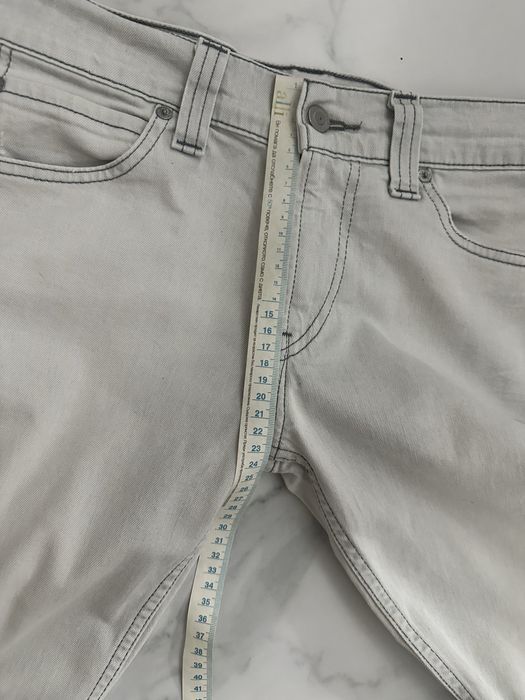 Оригинални мъжки дънки Levi’s размерът е 31,модел 511