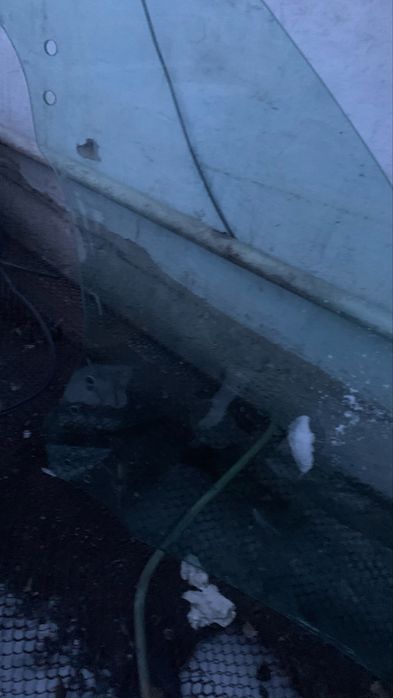 Стекла два передних форестер sf