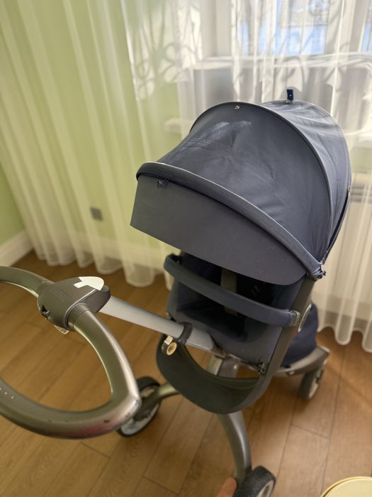Коляска прогулочная stokke