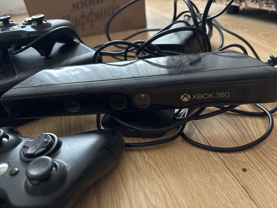 XBOX 360 в комплекте б/у