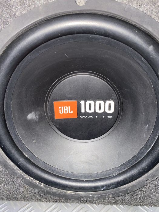 Сабуфер калонка срочно сотилади