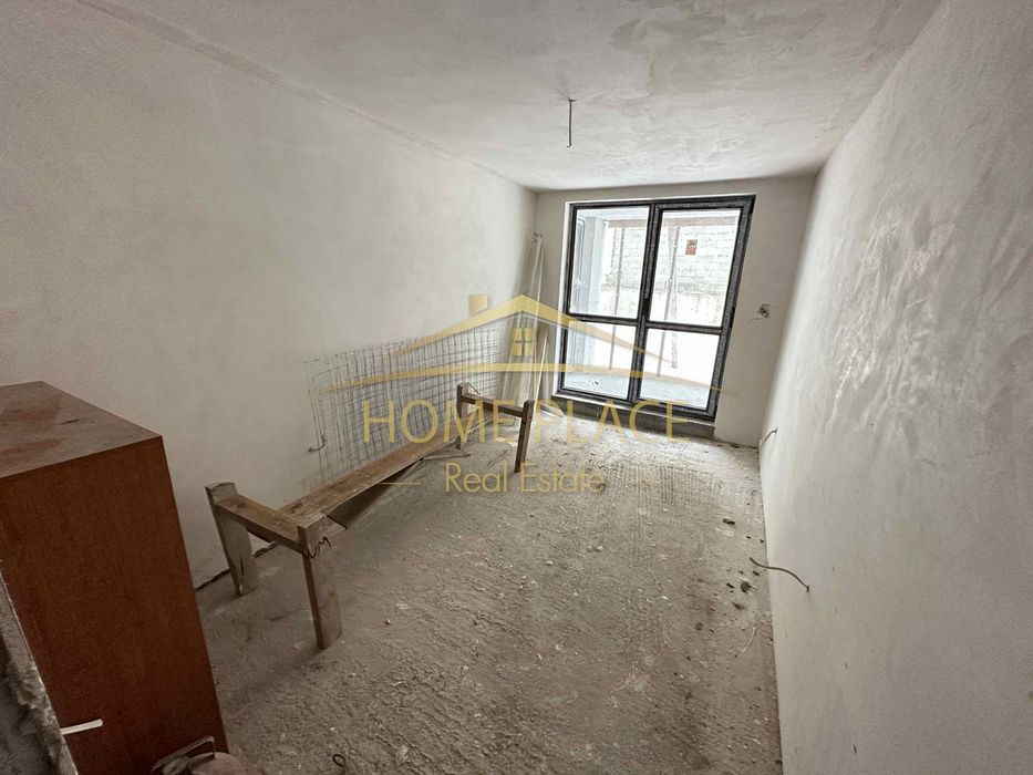 Продава се Двустаен апартамент в Варна, Колхозен пазар - 60 кв.м за 1537 €/кв.м - Снимка #2