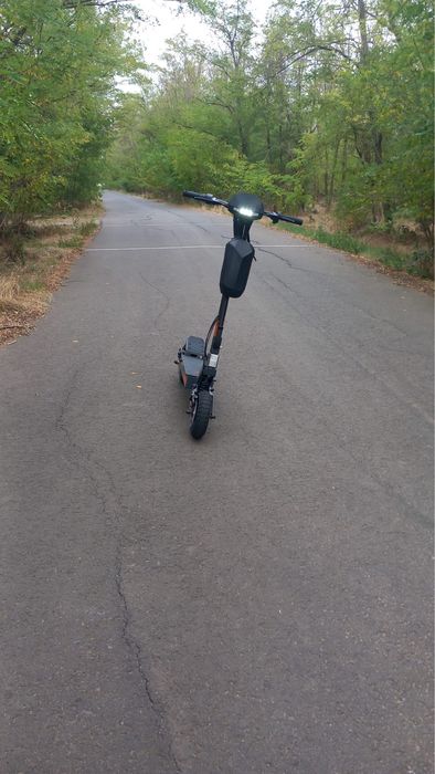 Vand trotineta  kukirin g2 schimb cu scuter electric