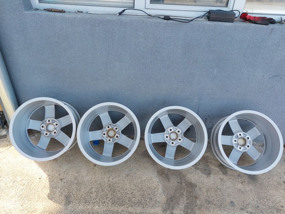 Алуминиеви джанти за Ауди А4 и А6