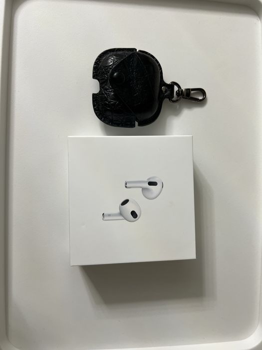 НаушникиAid pods 3 практически новый