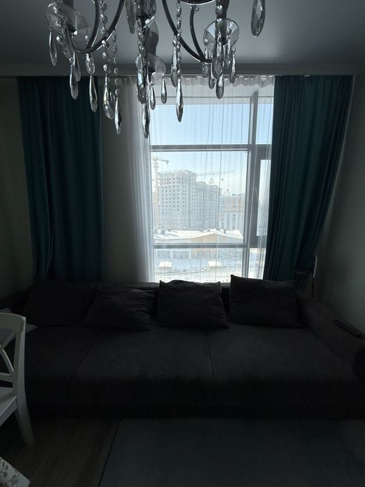 Диван в хорошем состоянии, вместителтный