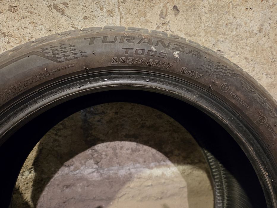 Гуми Bridgestone 225 45 17