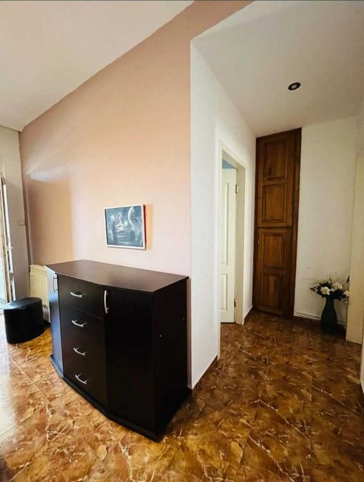 Двустаен апартамент, Кооперативен пазар