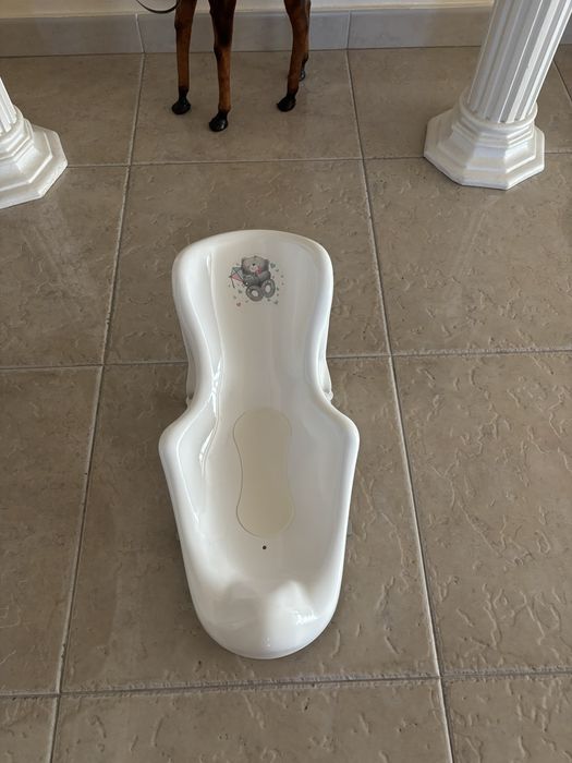 Бебешко шезлонгче за къпане