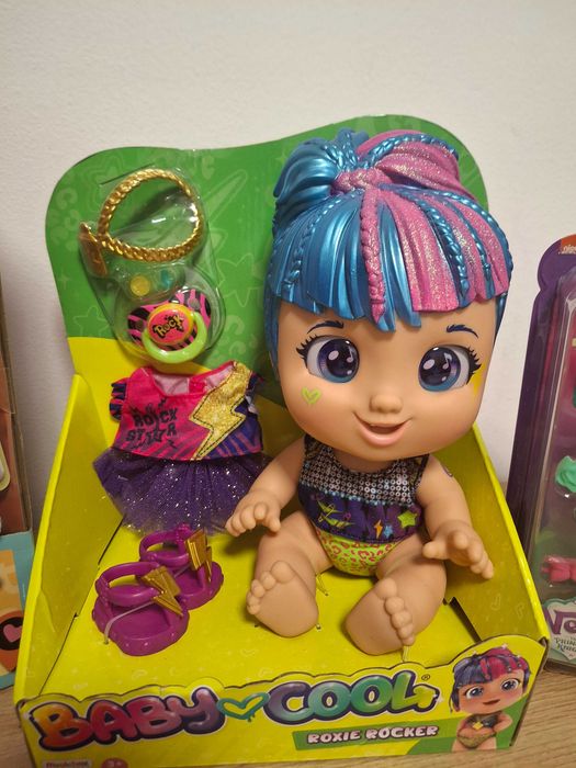 Vand lot cu 3 papusi ( Trotties - Lucy, Roxie Rocker si Nella printesa cavaler)
