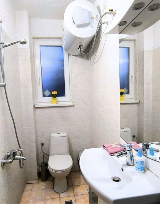 Просторна къща под наем в Костинброд