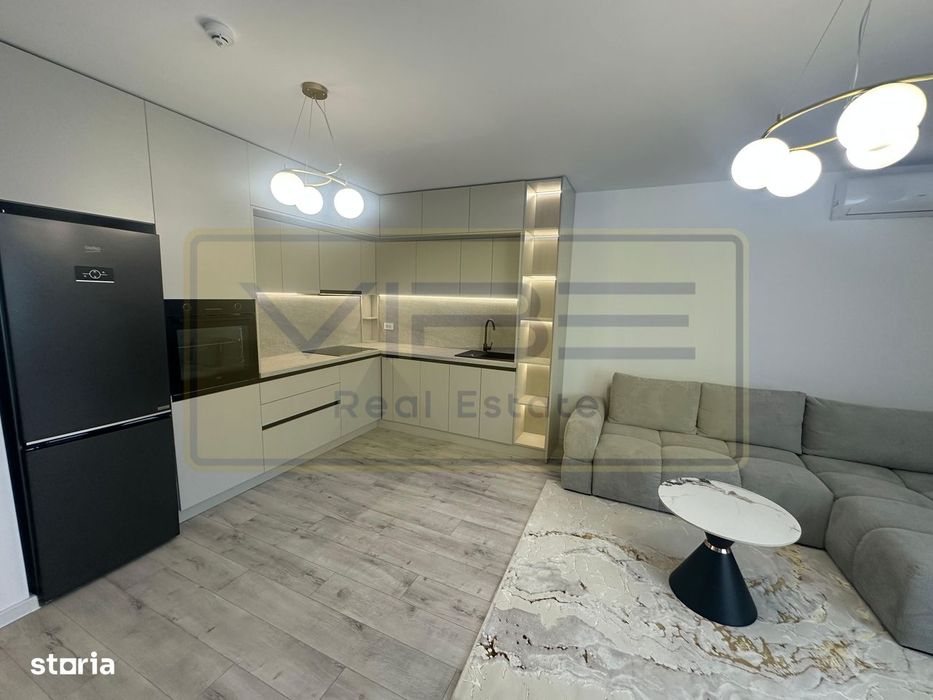 Poitiers Tower -Prima inchiriere - 2 camere + dressing  - mobilat mode