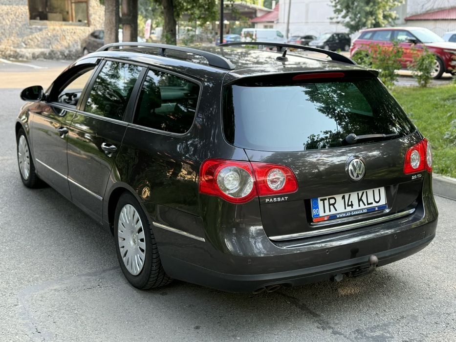 VOLKSWAGEN Passat 0 — imagine 4