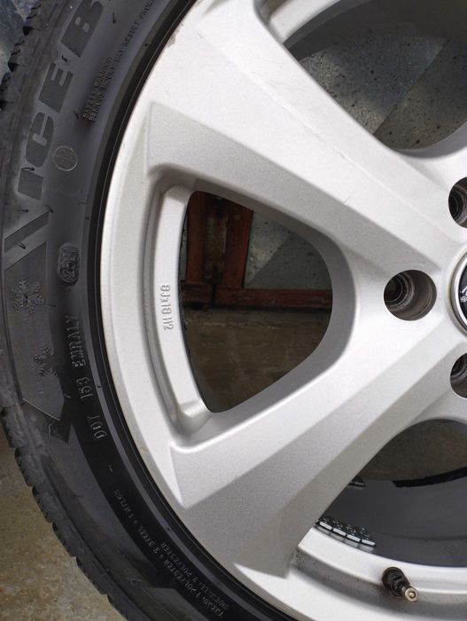 18 цолови джанти с гуми 245/45/18