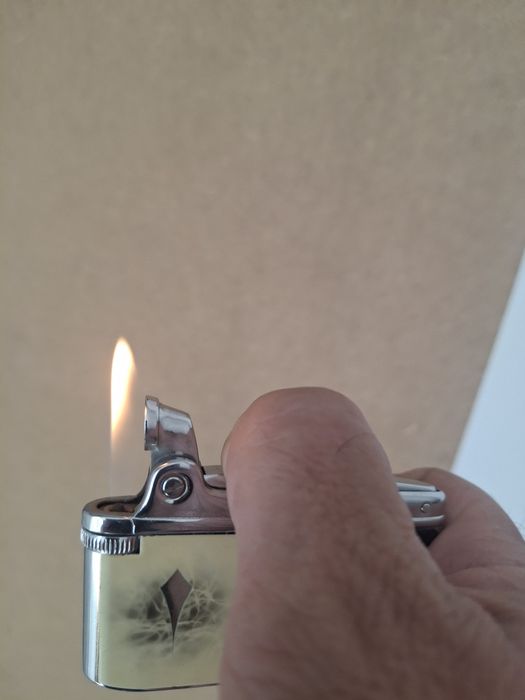 Bricheta veche Maruman