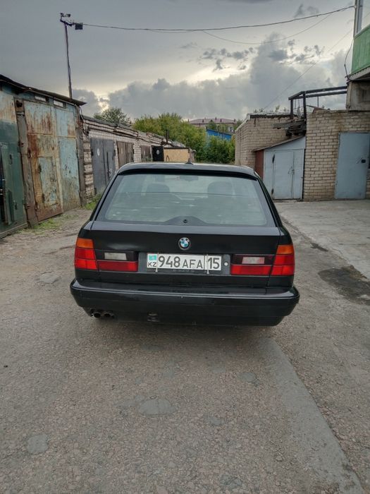 Продам авто BMW универсал