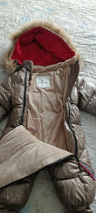 Продам детский комбинезон