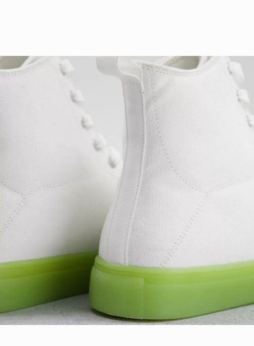 Кеды заказаны с сайта Асос