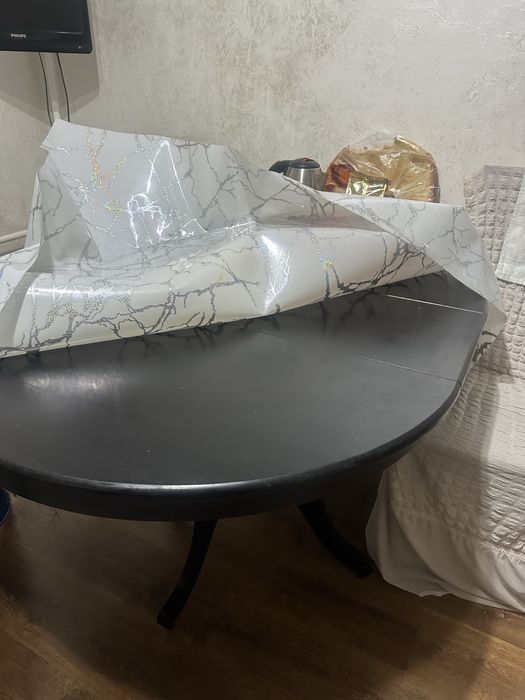 Срочно продается кухонной стол