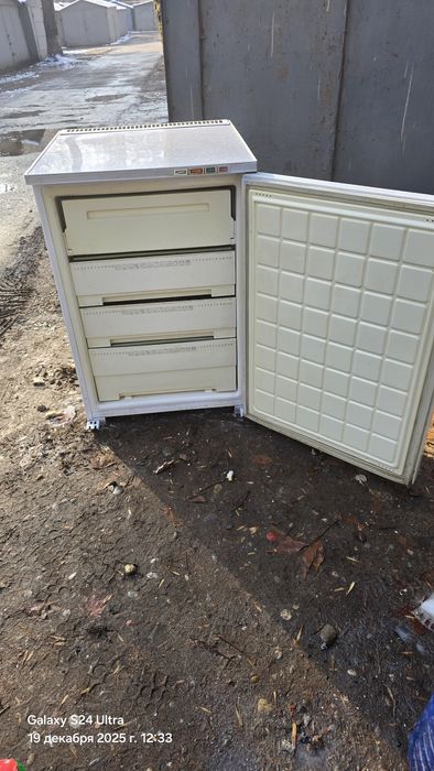 Продаётся морозильник