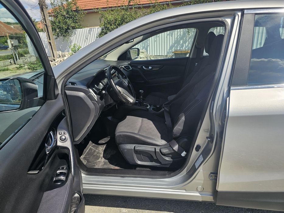Nissan Qashqai 2015 Diesel -Navigatie,